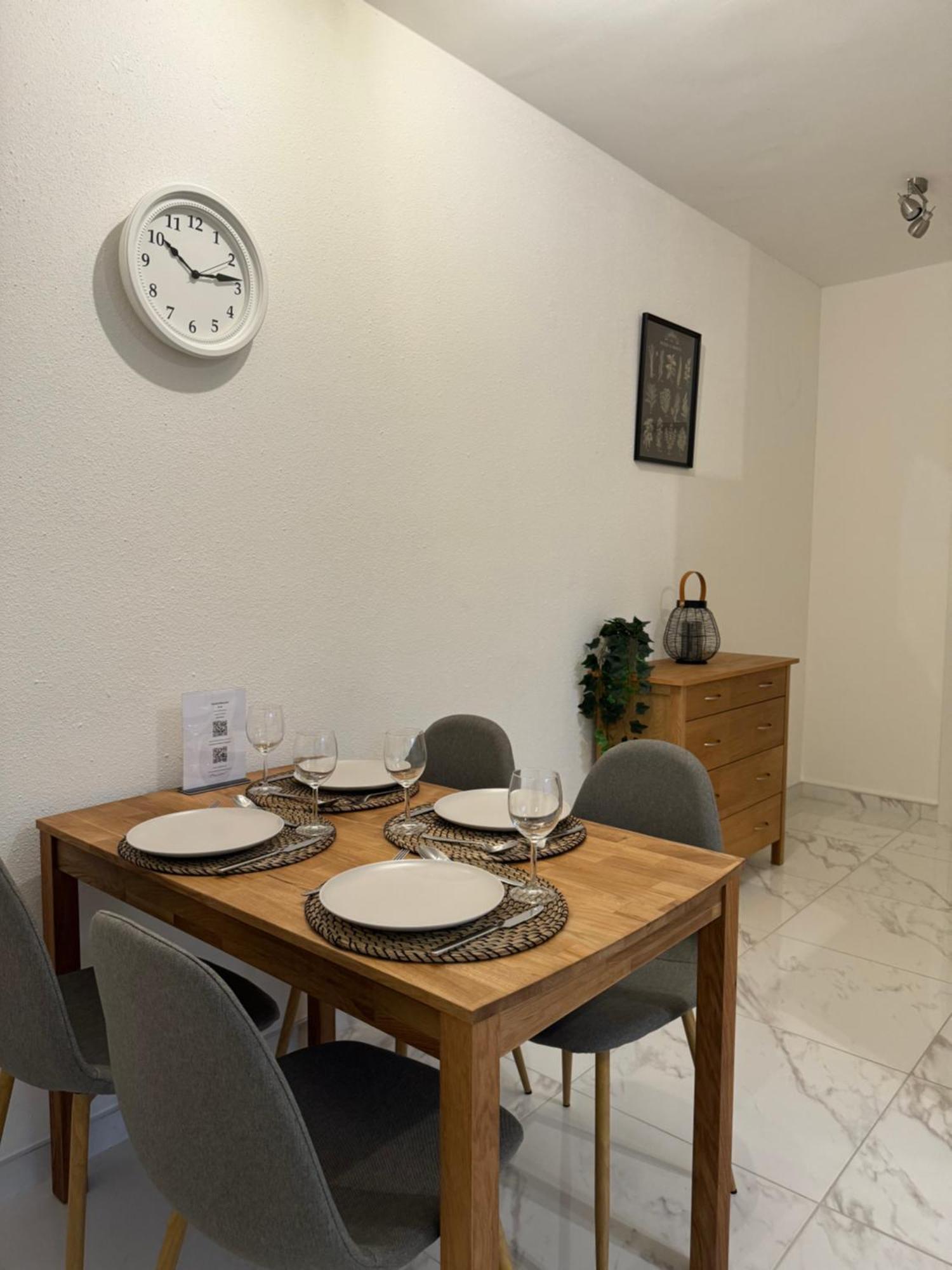 Moderne Ferienwohnungen im ehem. Möbelhaus Schinke Dissen Zimmer foto